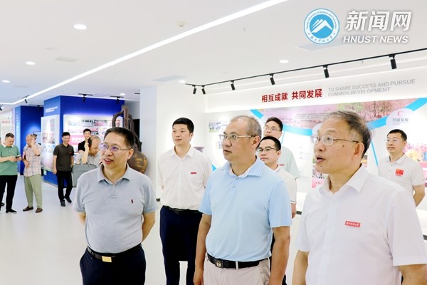 MK体育官网