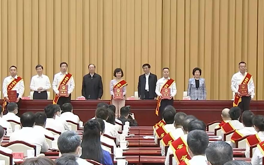 MK体育官网