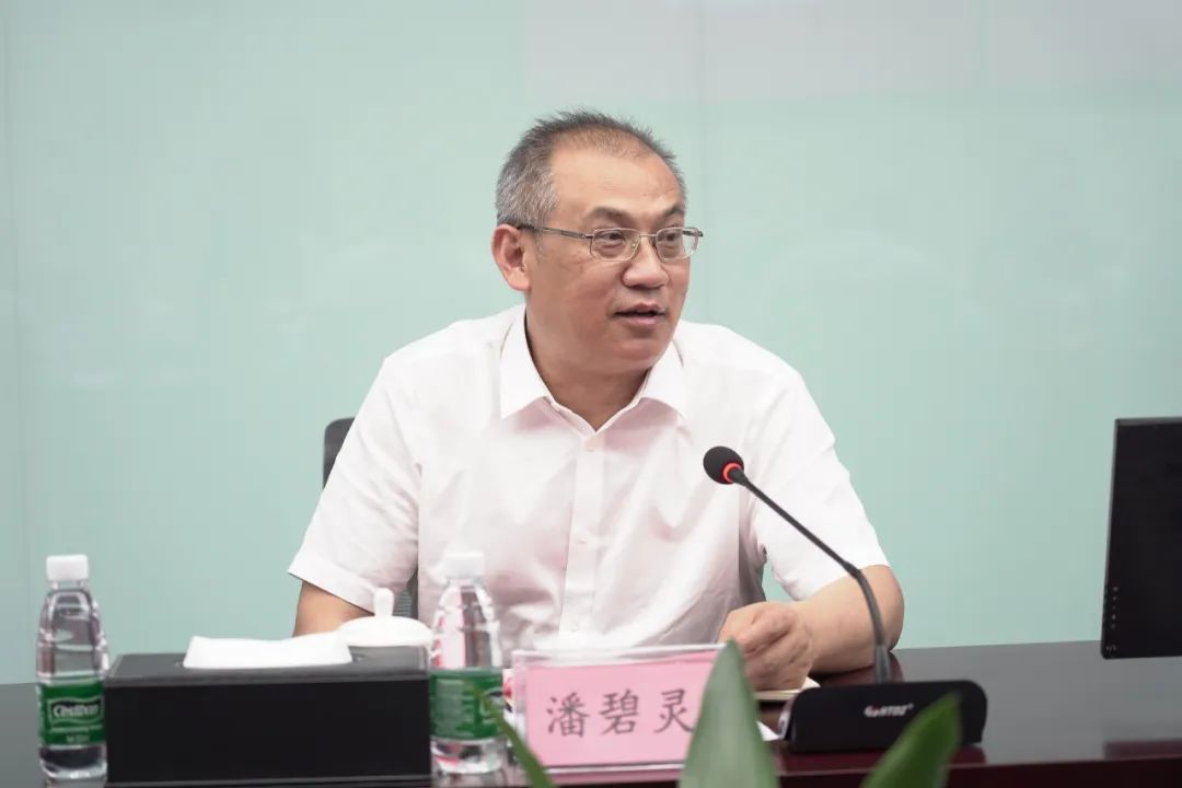 MK体育官网