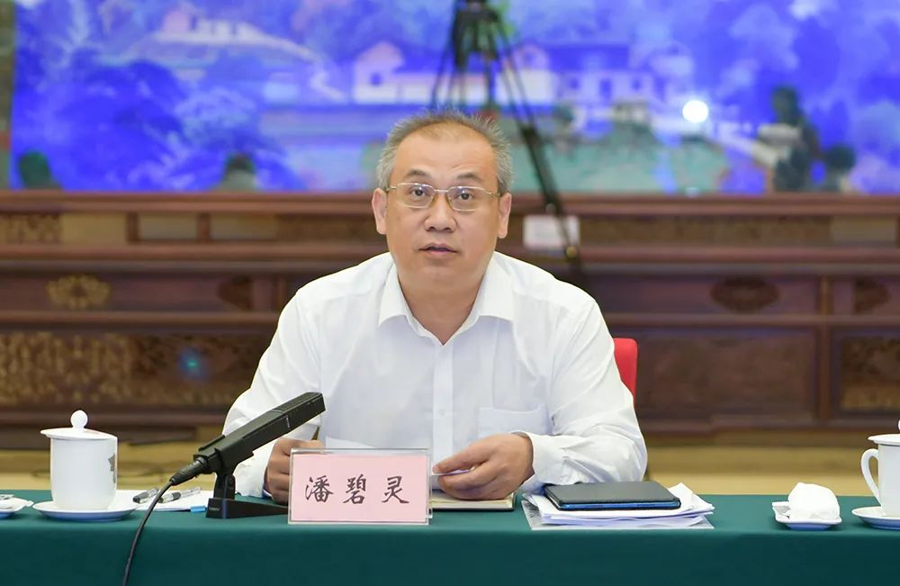 MK体育官网