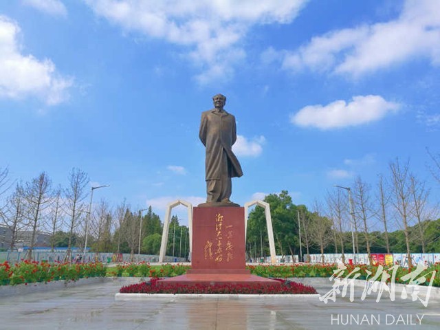MK体育官网