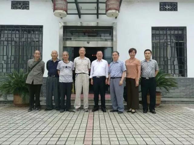 MK体育官网